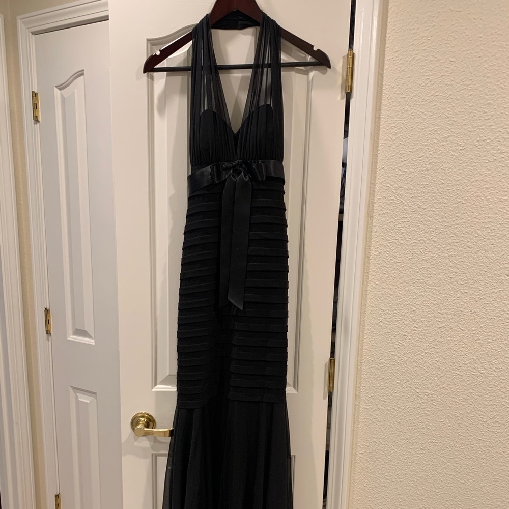 Long black dress